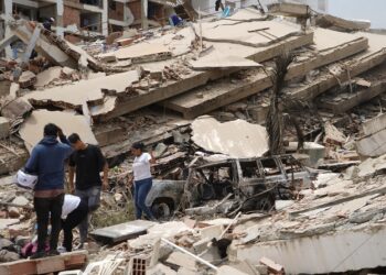 Las primeras horas en La Guaira tras los fuertes terremotos: “Estamos solos, desamparados»