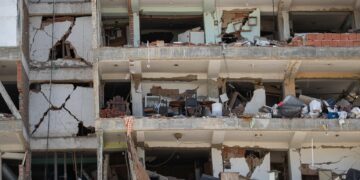Del rescate a la remoción de escombros, un mes de los sismos en la zona cero de Venezuela
