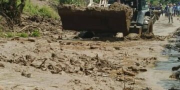 Maquinaria pesada tuvo que atender vías de Boconó por las lluvias