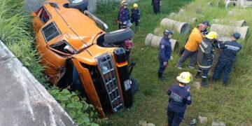 Volcamiento de vehículo deja 12 personas lesionadas en Boconó 