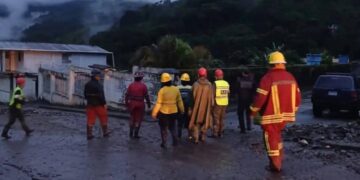 Habitantes de Batatal se encuentran sin electricidad 