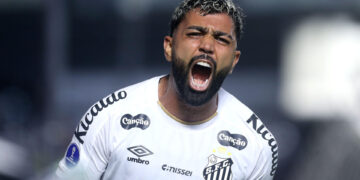 4-2. Miguelito y ‘Gabigol’ se visten de Neymar y meten al Santos en octavos