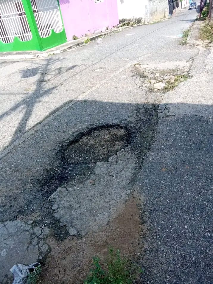 Aspecto en que se encuentran las calles de Granados.