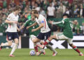 2-3. Inglaterra resiste el acoso de México y se clasifica a los cuartos de final