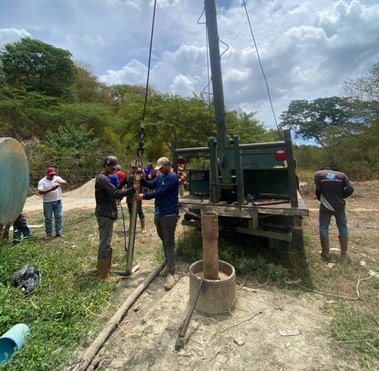 Aspecto de los trabajos realizados por la municipalidad de Sucre para la restitución del agua.