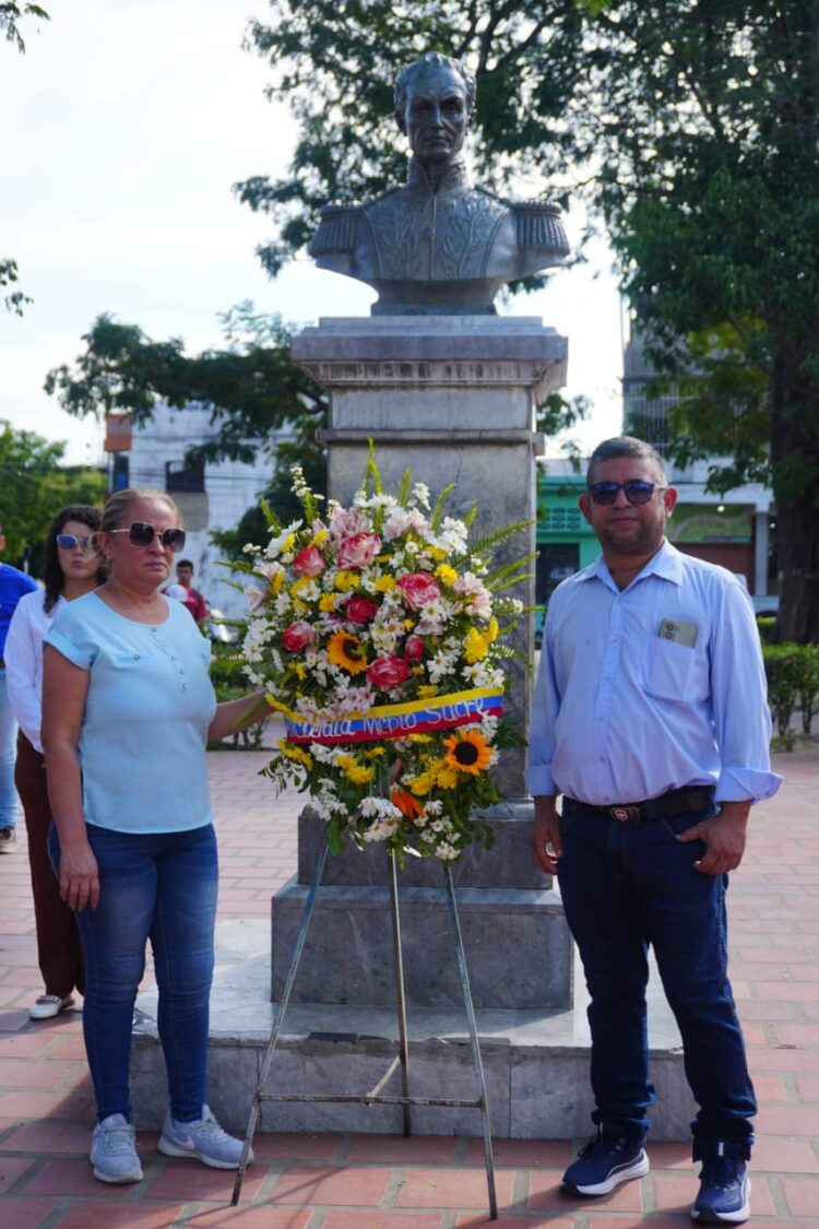 Ofrendas a Bolívar en Sabana de Mendoza.