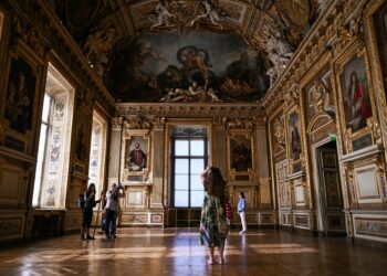 El Louvre reabre la galería donde robaron joyas: «visitarla ahora es aún más interesante»