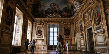 El Louvre reabre la galería donde robaron joyas: «visitarla ahora es aún más interesante»