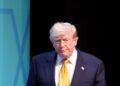 Trump dice que EEUU se convertirá en el «guardián» de Ormuz y pide una «compensación»