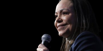Machado y coalición se reúnen para evaluar vía de diálogo entre sector opositor y chavismo
