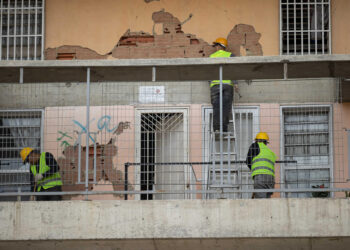 Gobierno esboza un plan de vivienda tras sismos y promete dar 200 casas la próxima semana
