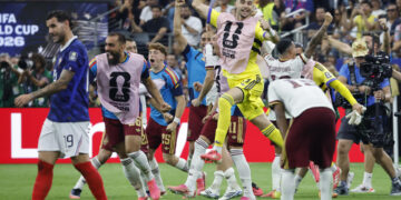 0-2 España le amarga la fiesta a Mbappé y es ¡finalista del Mundial!