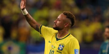Neymar despeja los rumores y confirma su retirada de la selección brasileña