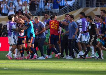 FIFA abre procedimiento contra Argentina y Gavi por incidentes en la final