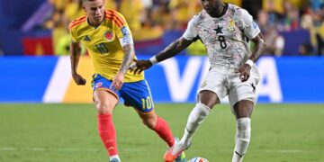 James Rodríguez confirma que salió por una decisión táctica y que está bien
