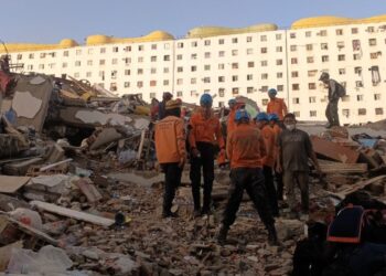 Cuerpo de rescate de Trujillo procesó 37 rescates con vida y 300 recuperaciones en La Guaira