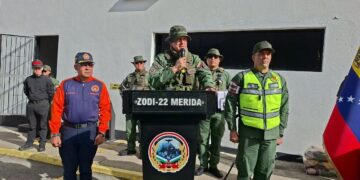 ZODI Mérida y Unidad de Gestión apoyan rescates de víctimas en La Guaira