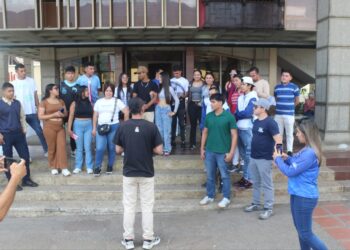 Jóvenes promueven la ruta histórica en Mérida