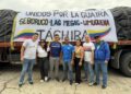 Los alcaldes de Seboruco y Antonio Rómulo Costa junto a su equipo de trabajo. Foto: Luisnel Guerrero.