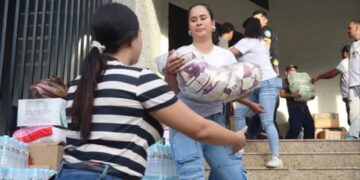Trujillo recibe a 27 familias afectadas por terremotos en Caracas y La Guaira