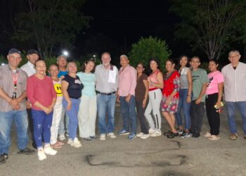 Artista trujillano Humphrey Accary presente en develación de efigie de San Juan Pablo en Jalisco