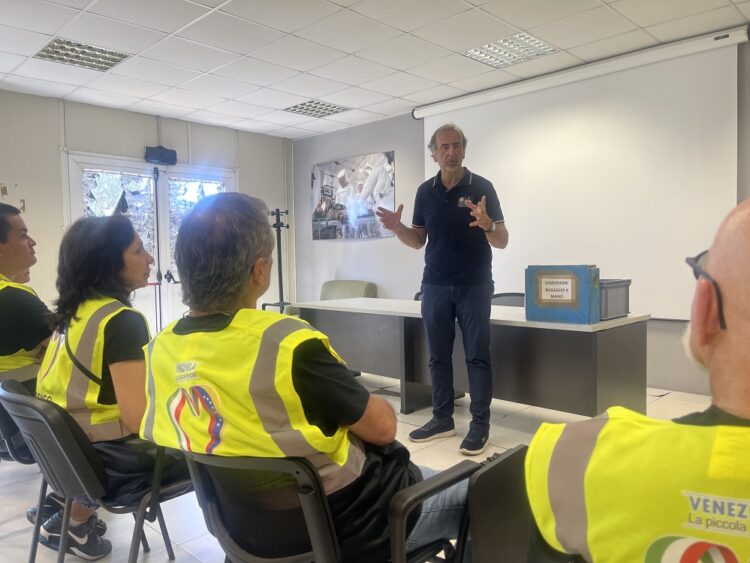 La iniciativa fue coordinada por la periodista italo-venezolana Marinellys Tremamunno, fundadora y presidenta de la asociación italiana "Venezuela: La Piccola Venezia". Foto Cortesía