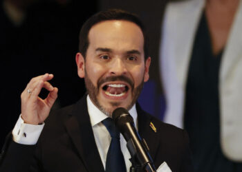 El presidente electo de Colombia acusa a Petro de orquestar un «golpe de Estado»