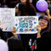 Seguidores de BTS protestan contra suspensión de conciertos en Chile: «¡Es muy injusto!»