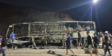 Violentos enfrentamientos en el intento masivo de entrada de personas a Ceuta y Melilla
