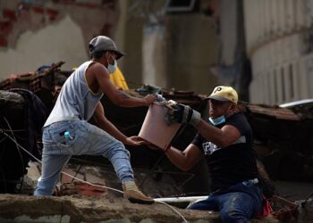 Conozca el caso de la sobreviviente del terremoto en La Guaira que relata cómo escapó desde un piso 8 junto a su bebé de 9 meses