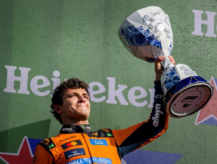 El británico Lando Norris (McLaren) tras la caótica carrera del Gran Premio de Países Bajos. EFE/EPA/Remko de Waal