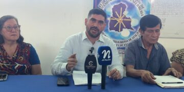Táchira | Jubilados de la educación y el gremio de la salud exigen convertir los bonos en salario