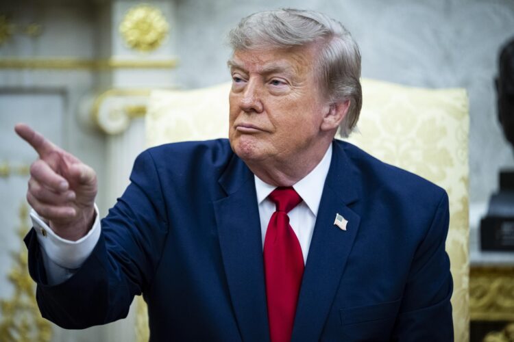 El presidente de Estados Unidos, Donald Trump, durante una reunión en la Casa Blanca en Washington, DC, (EE.UU.), el 14 de julio de 2026. EFE/EPA/GRAEME SLOAN / POOL