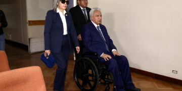 Tribunal de Ecuador emite sentencia de juicio a expresidente Moreno por presuntos sobornos