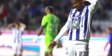 A menos de un mes de cumplir 37 años, Salomón Rondón está a 4 goles del medio centenar