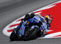 Alex Márquez marca la referencia en MotoGP, Acosta única caída de la sesión libre