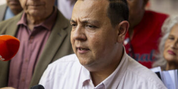 Javier Tarazona propone otra amnistía y fondo para resarcir a los presos políticos en Venezuela