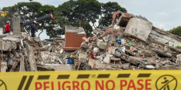 Colombia se centra en sacar cuerpos bajo escombros sin esperanzas de hallar sobrevivientes