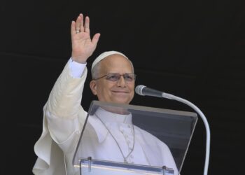 El papa advierte contra convertir la fe en «una mera costumbre»