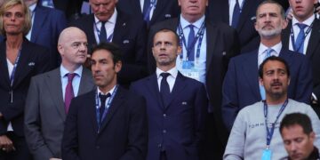 La UEFA acaba con el boicot a la FIFA
