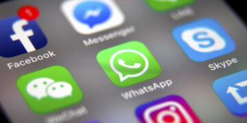 El Constitucional francés censura la prohibición de redes sociales a menores de 15 años