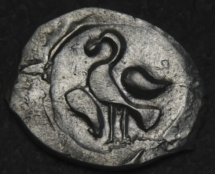 Arqueólogos rusos hallaron en excavaciones en la localidad de Kolomna, en las afueras de Moscú, un tesoro con más de 2.600 monedas de plata del siglo XV del reinado de los príncipes rusos Basilio I y Basilio II 'el Oscuro', según informó hoy el Instituto de Arqueología de la Academia de Ciencias rusa. EFE/ Instituto De Arqueología De La Academia De Ciencias De Rusia/ SÓLO USO EDITORIAL/SÓLO DISPONIBLE PARA ILUSTRAR LA NOTICIA QUE ACOMPAÑA (CRÉDITO OBLIGATORIO)