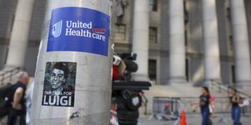 Luigi Mangione admite que mató al CEO de UnitedHealthcare en el juicio federal en Nueva York