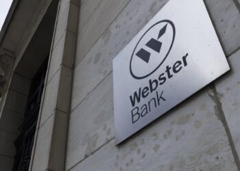 La Fed autoriza la compra de Webster Bank por parte del Banco Santander