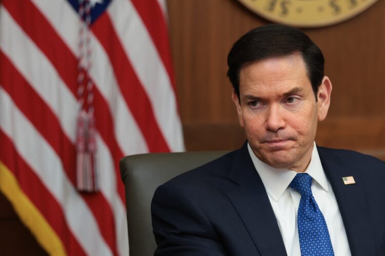 "Queremos mejorar la vida cotidiana, ayudar a mejorar la vida cotidiana de los venezolanos en términos económicos, para que estén mejor", declaró Marco Rubio | AFP