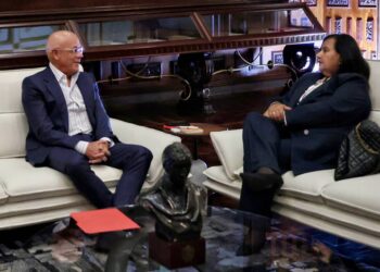 Delegación opositora encabezada por Dinorah Figuera llegará hoy a Venezuela para iniciar diálogo