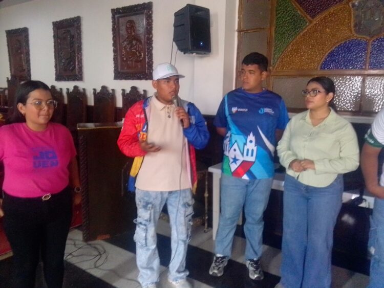 El encuentro fue instalado por representantes de la Unidad de la Juventud