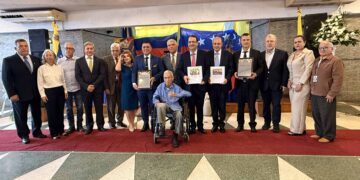 En Táchira firman manifiesto de fronteras  con sugerencias al Presidente de Colombia