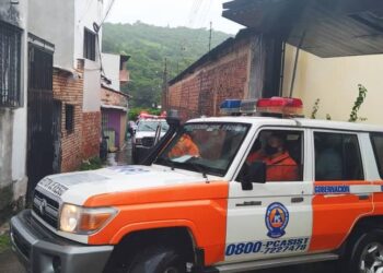 Autoridades venezolanas evalúan daños en estados fronterizos por sismo de Colombia