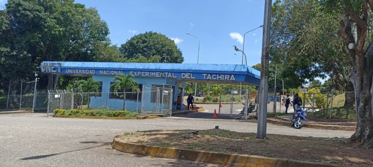 La Unet es una de las universidades afectadas por la entrega de visas a estudiantes colombianos., Foto: DLA